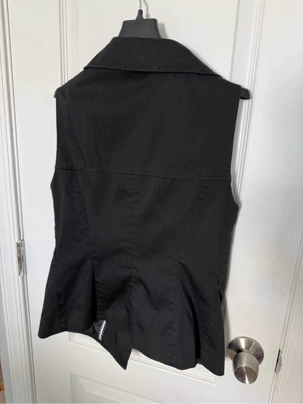 The Limited Black Sleeveless Double-Breasted Vest - Picture 5 of 9